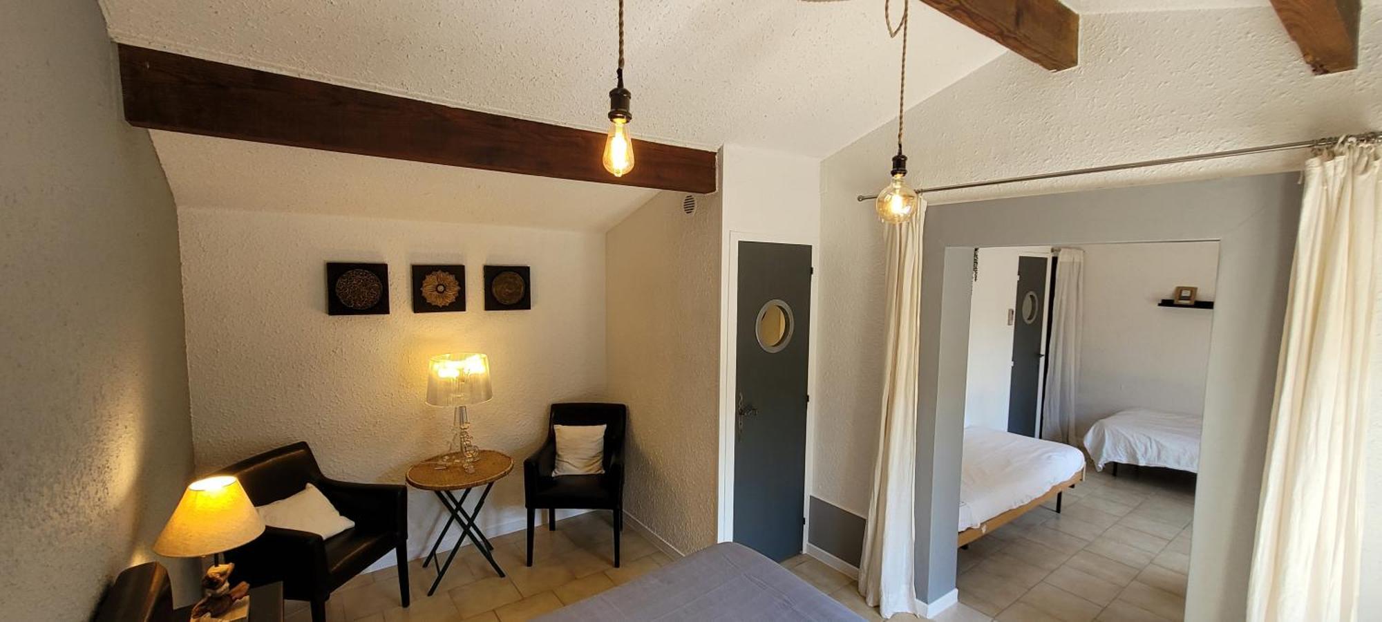 Villa Liberty Entraigues-sur-la-Sorgue Room photo